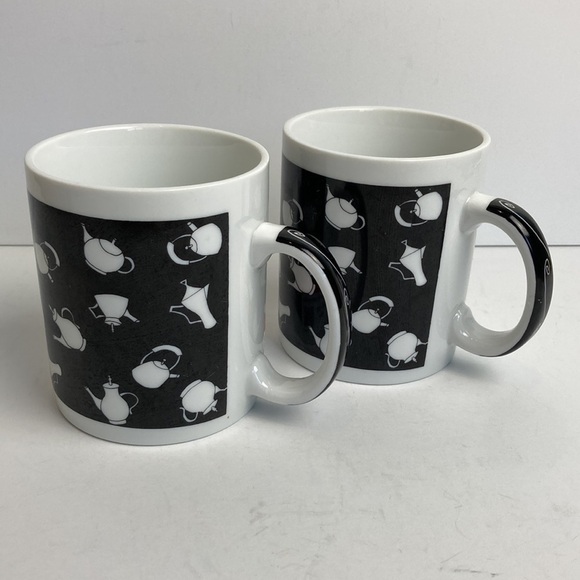 Chaleur Dan May Tea Pots Coffee Mug 2 Cup Set 14oz Black White Whimsy Whimsical - Picture 3 of 13